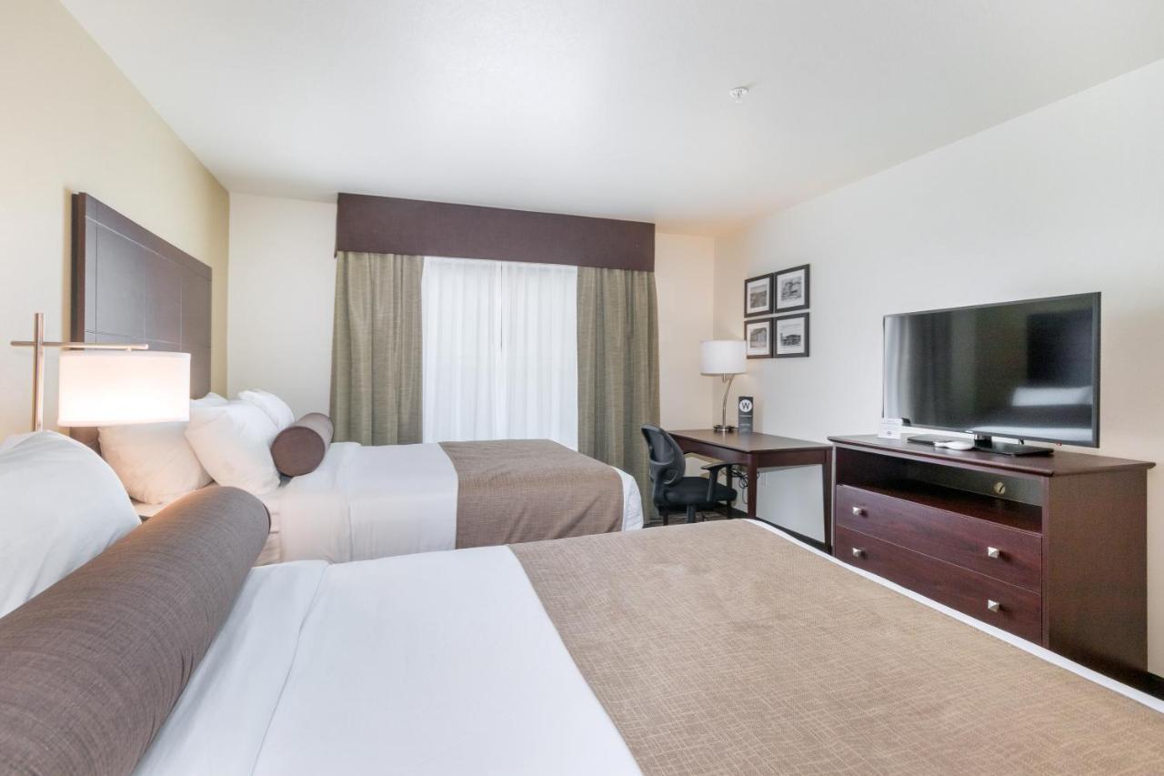 Cobblestone Inn & Suites Fairfield Bay Екстер'єр фото